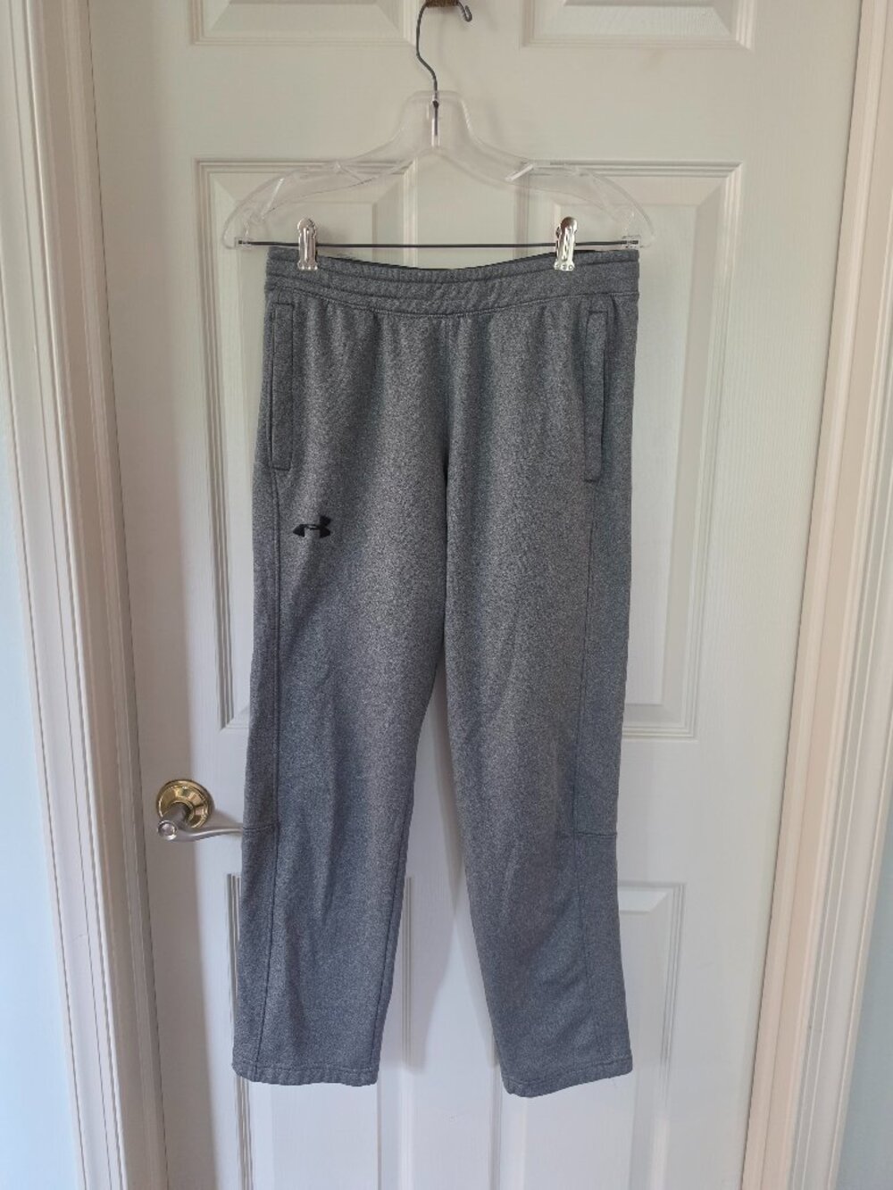 Under Armour fleece cold gear straight leg sweatpants gray young mens M